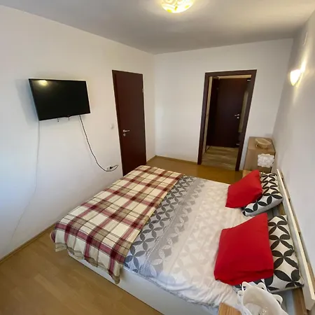 Esmeral Apartment *